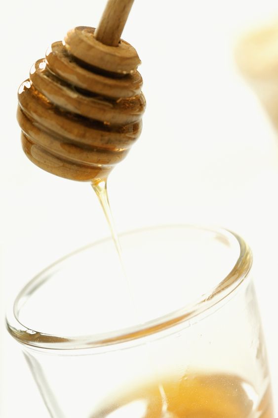 Note when using honey to treat stomachache