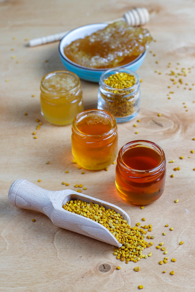 Raw Unfiltered Clover Honey Raw Unfiltered Clover Honey