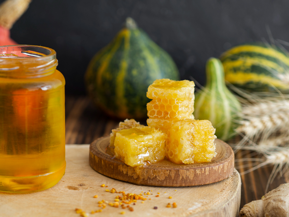 Raw Unfiltered Clover Honey Raw Unfiltered Clover Honey