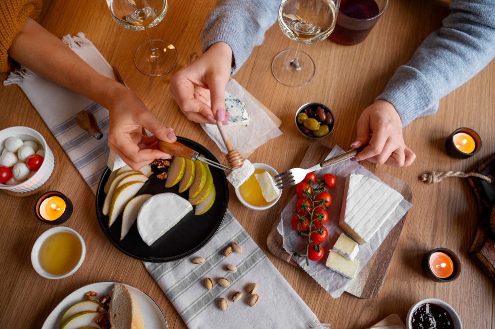 How to Pair Mead with Food: Cheese, Meat, and Desserts How to Pair Mead with Food: Cheese, Meat, and Desserts